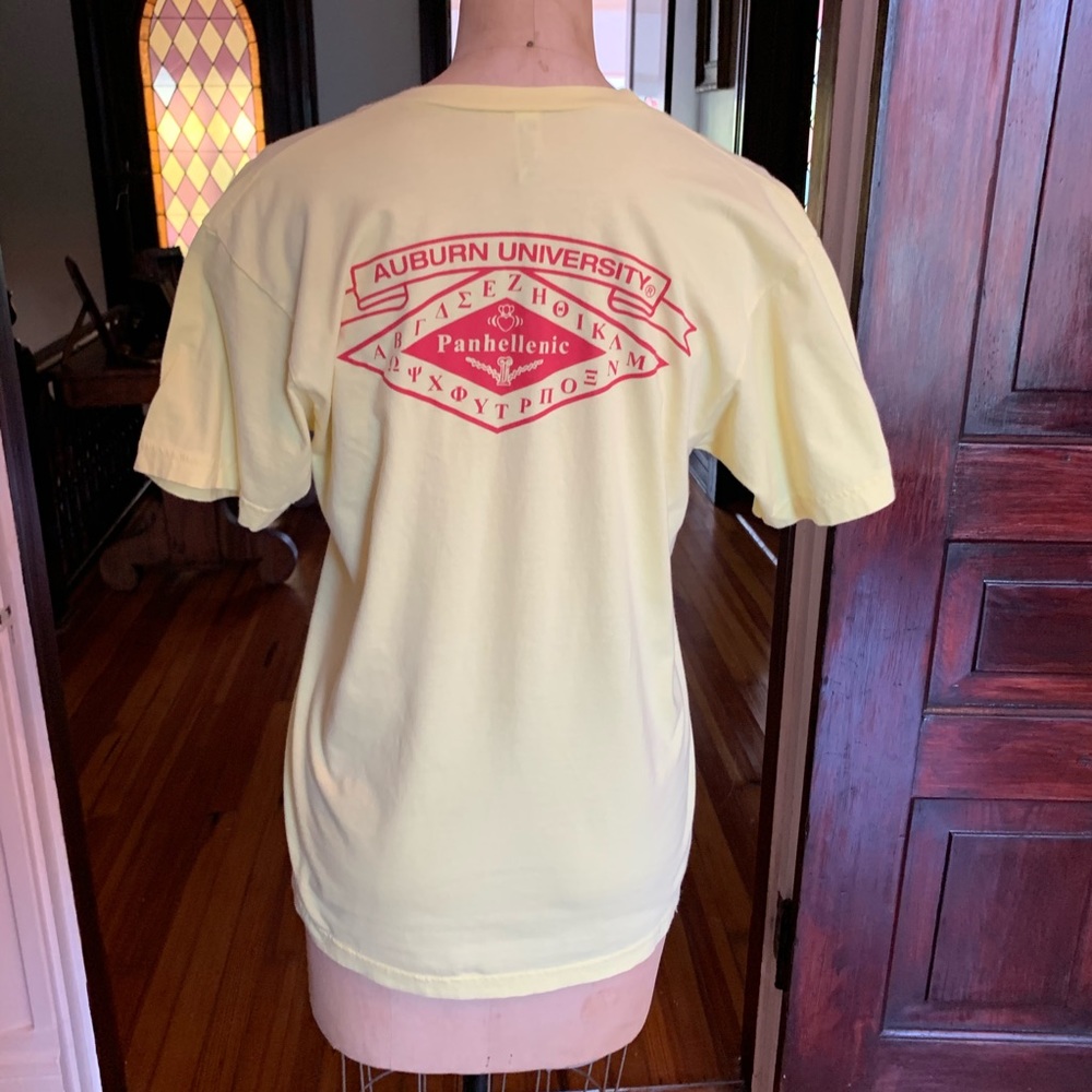Auburn Chi Omega Sorority T-shirt M EUC